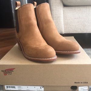 Red wing women’s heritage Harriet boot size 6